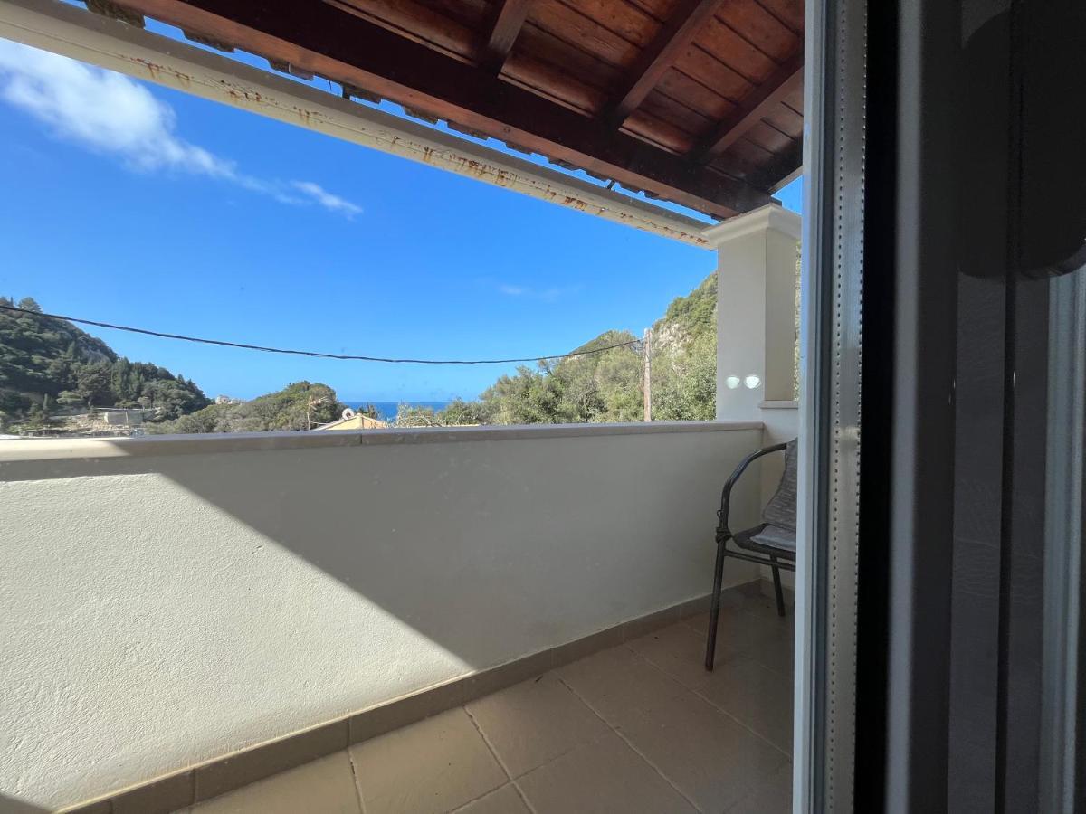 Villa Ampelaki 30 meters to beach Paleokastritsa Buitenkant foto
